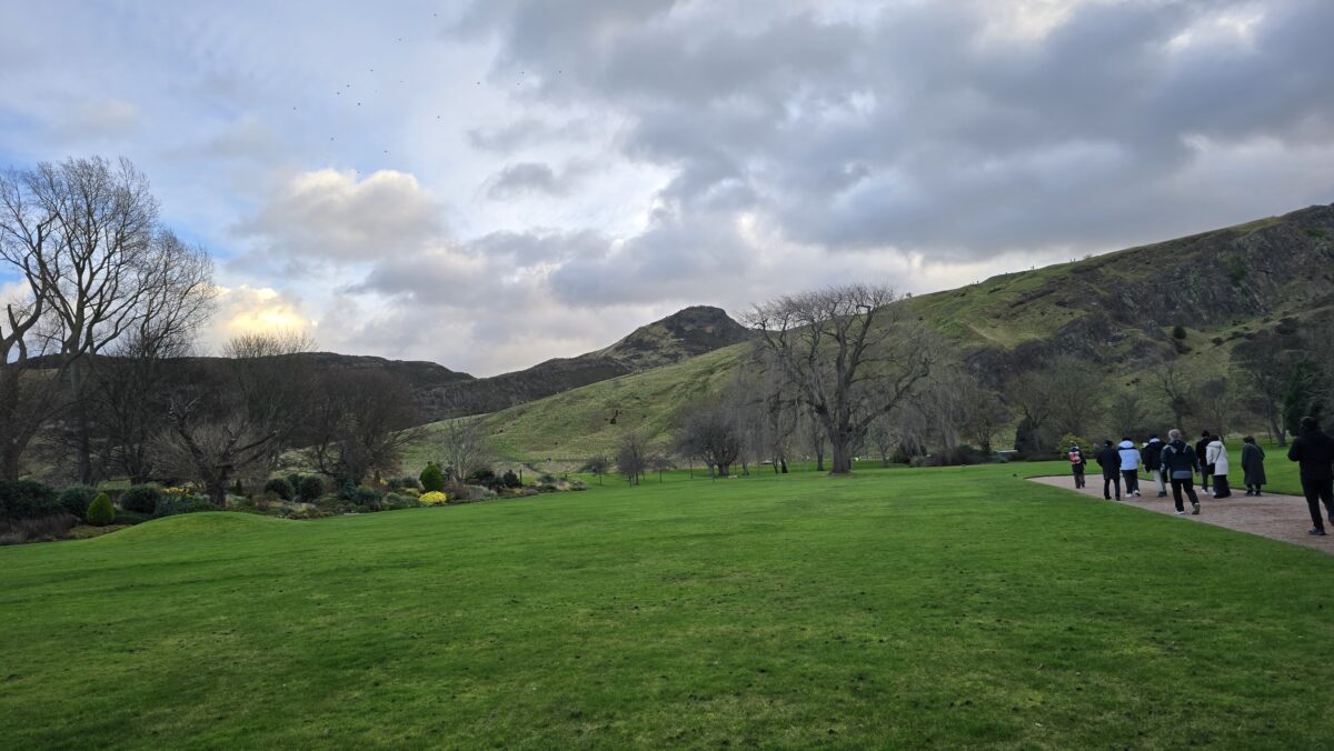 Blick zu Arthurs Seat