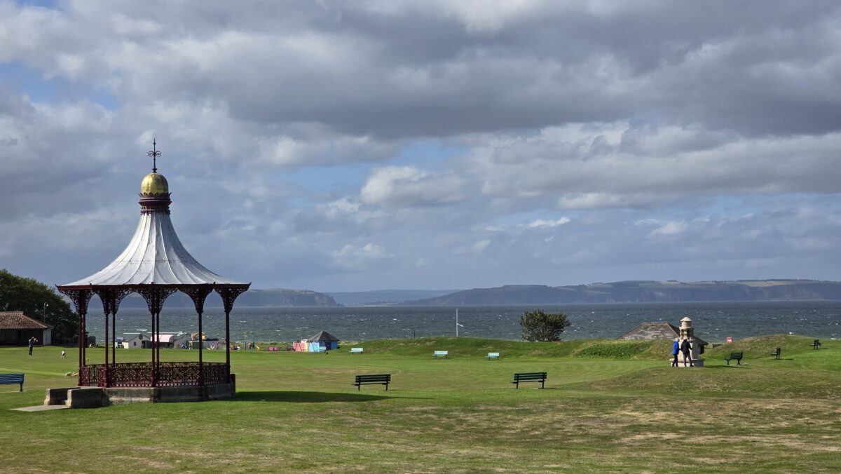 Spaziergang in Nairn am Moray Firth