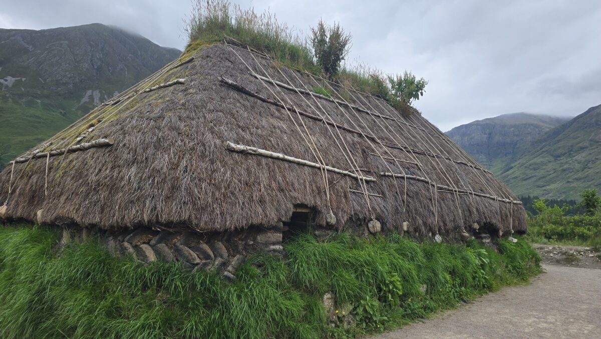 Torfhütte im Glen Coe