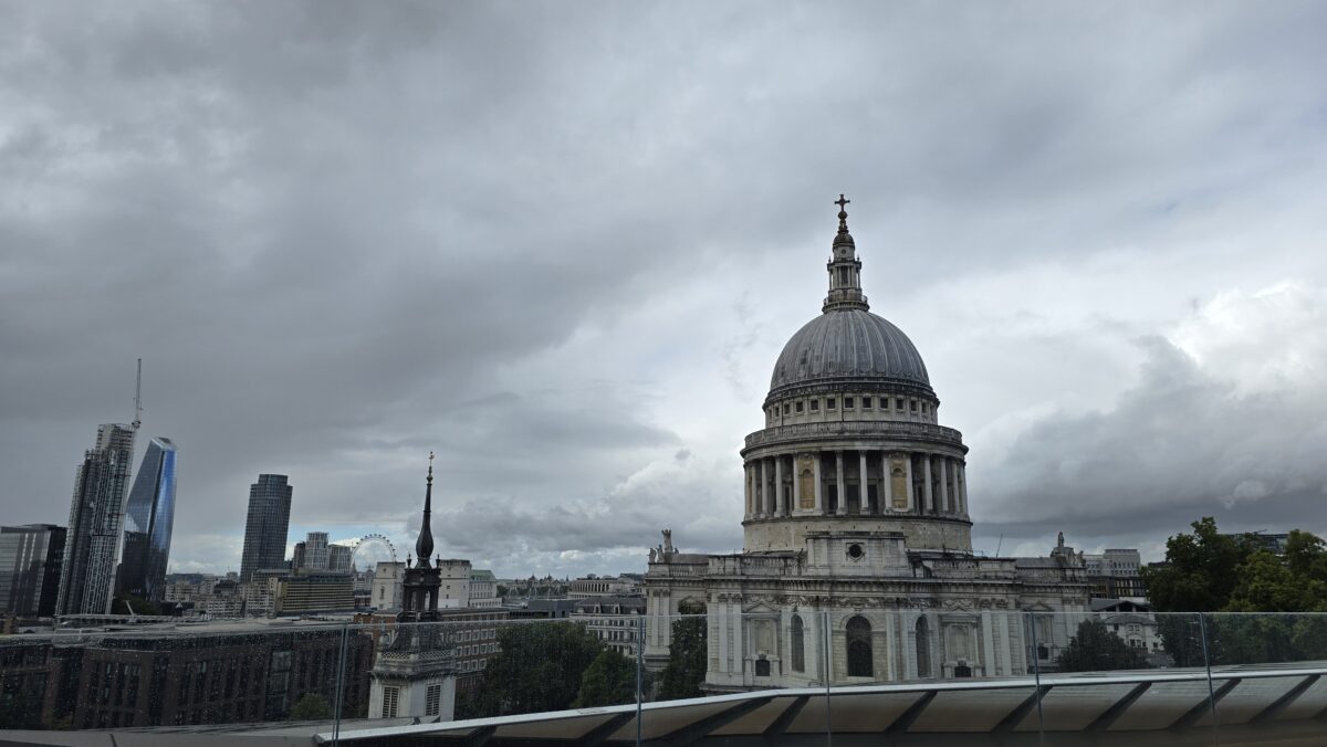 die Kuppel der St. Pauls von der New Change Dachterrasse